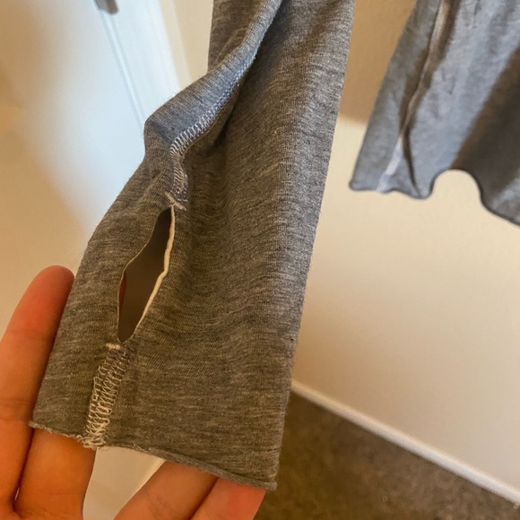 Lululemon double lined, reversible long sleeve - Picture 2 of 8